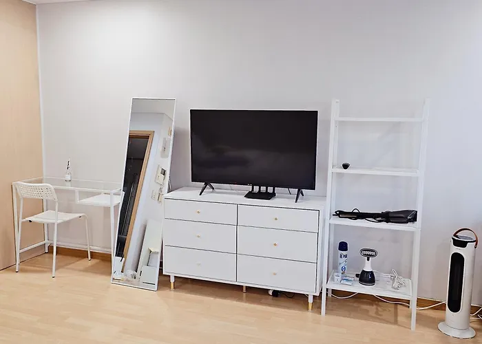 Apartament Sosohaeng Hongdae-30sec From Hongdae Subway Staion, Elevator Seul